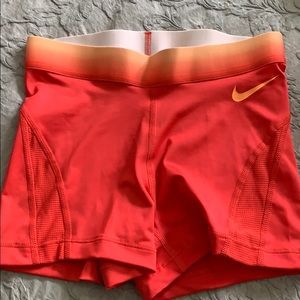 Nike pro hypercool women’s shorts